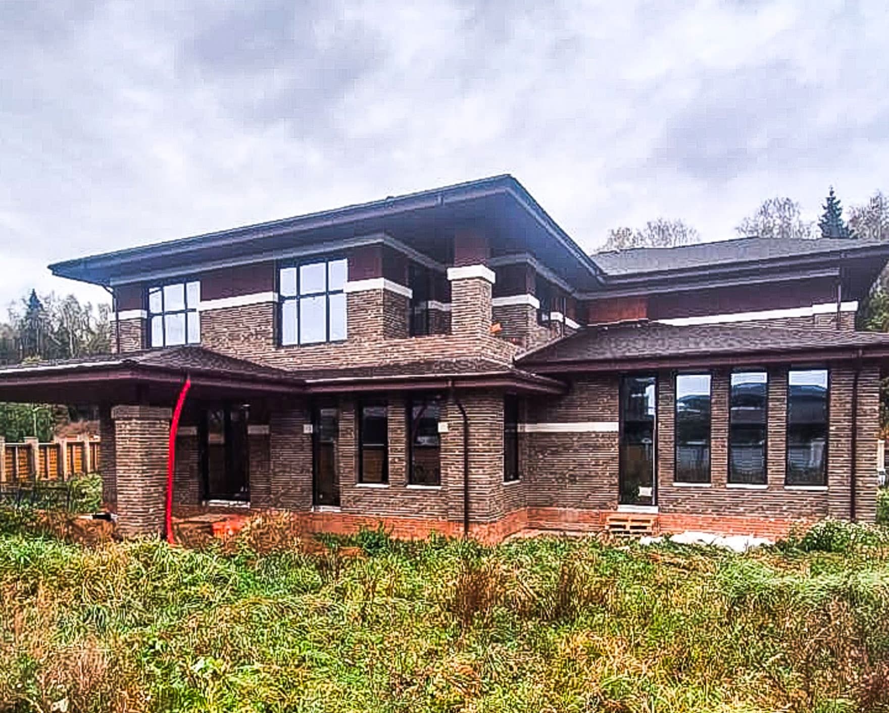 И еще один дом в КП «Сосны» обрёл новые окна